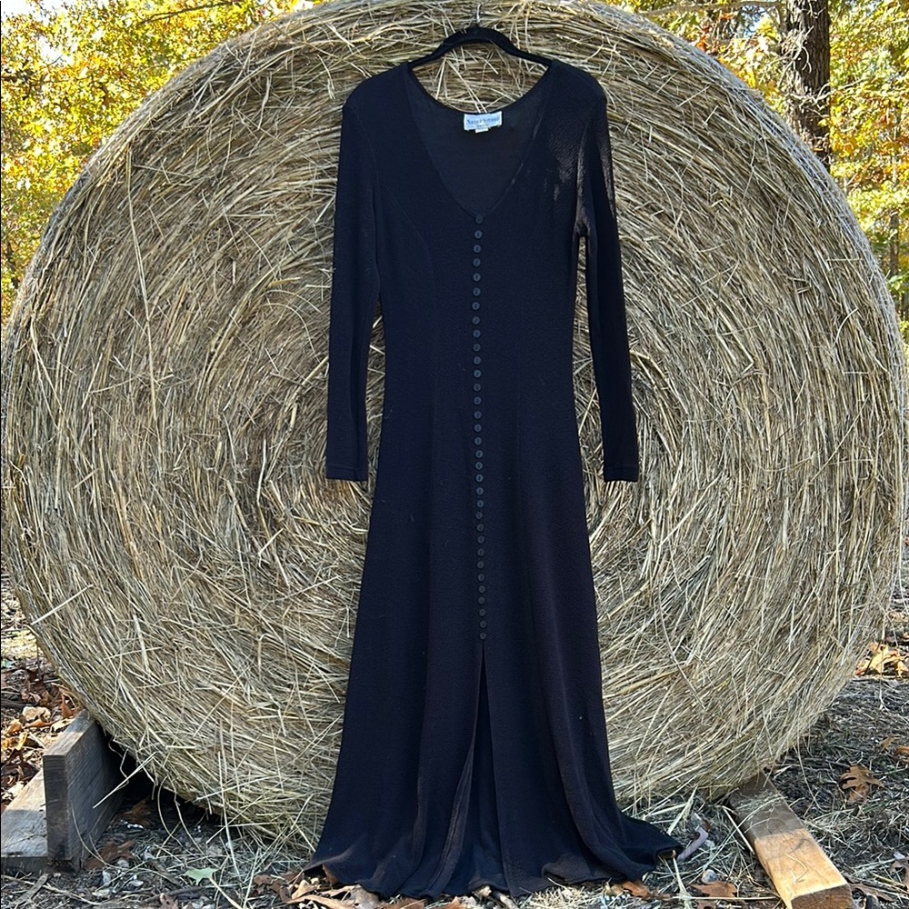 Nicole Studio Modern Witch Black Buttons